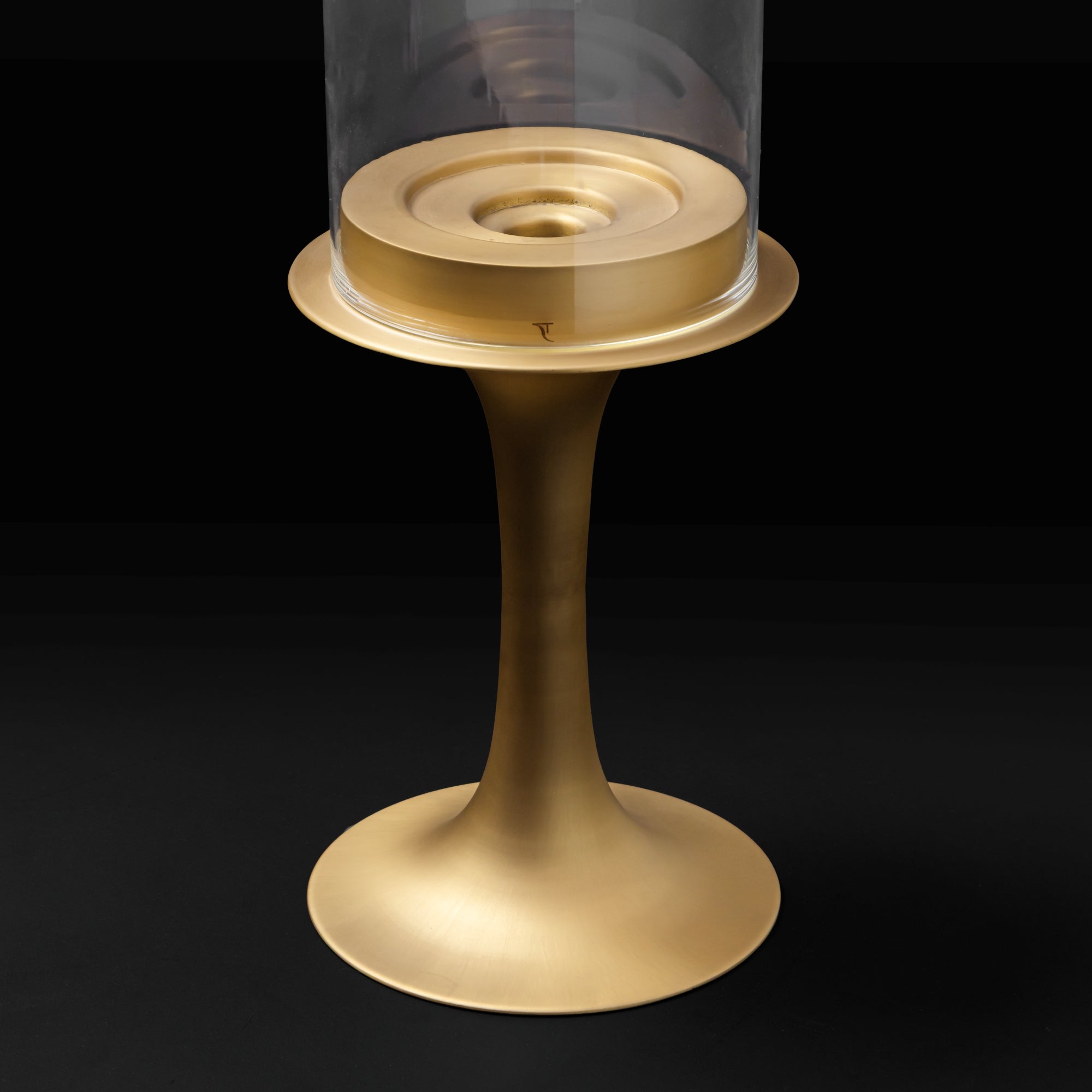 Jia Pillar Candlestand