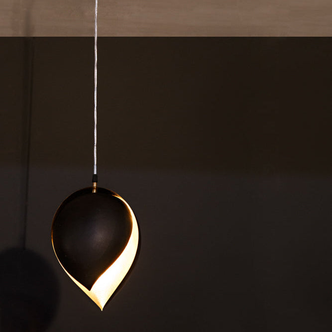 Boond Pendant Lamp