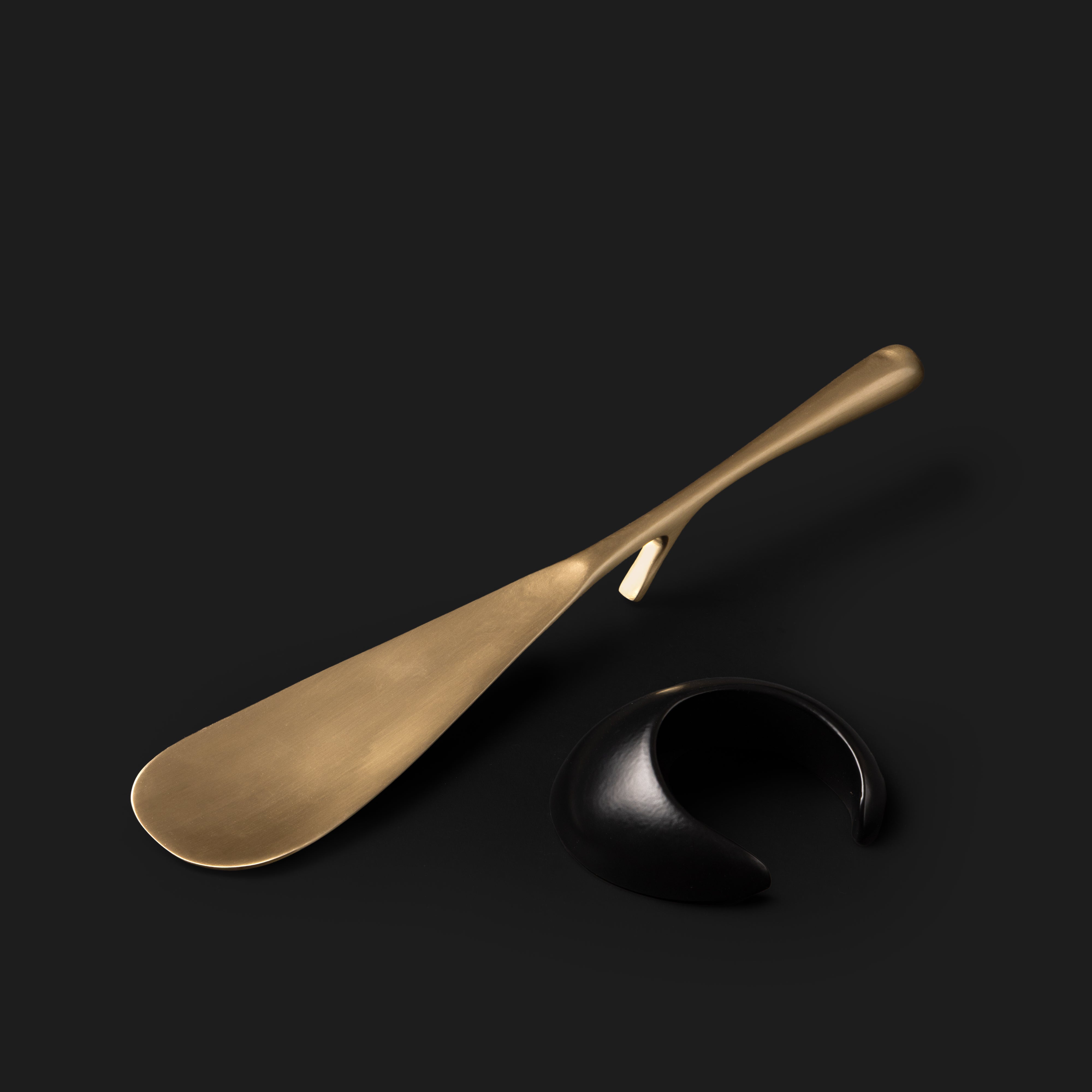 Mojari Shoehorn