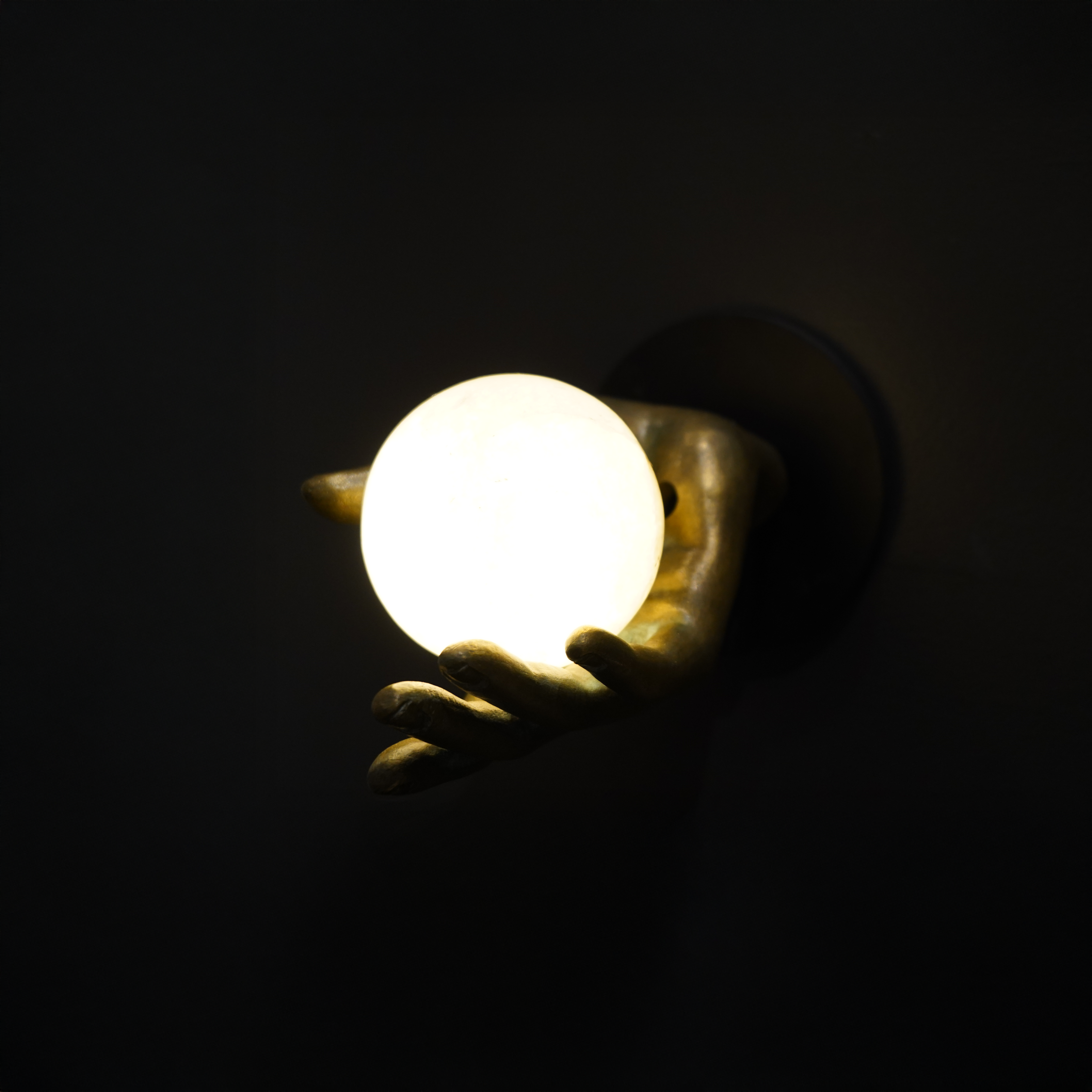 Mudra Lamp Alpadam