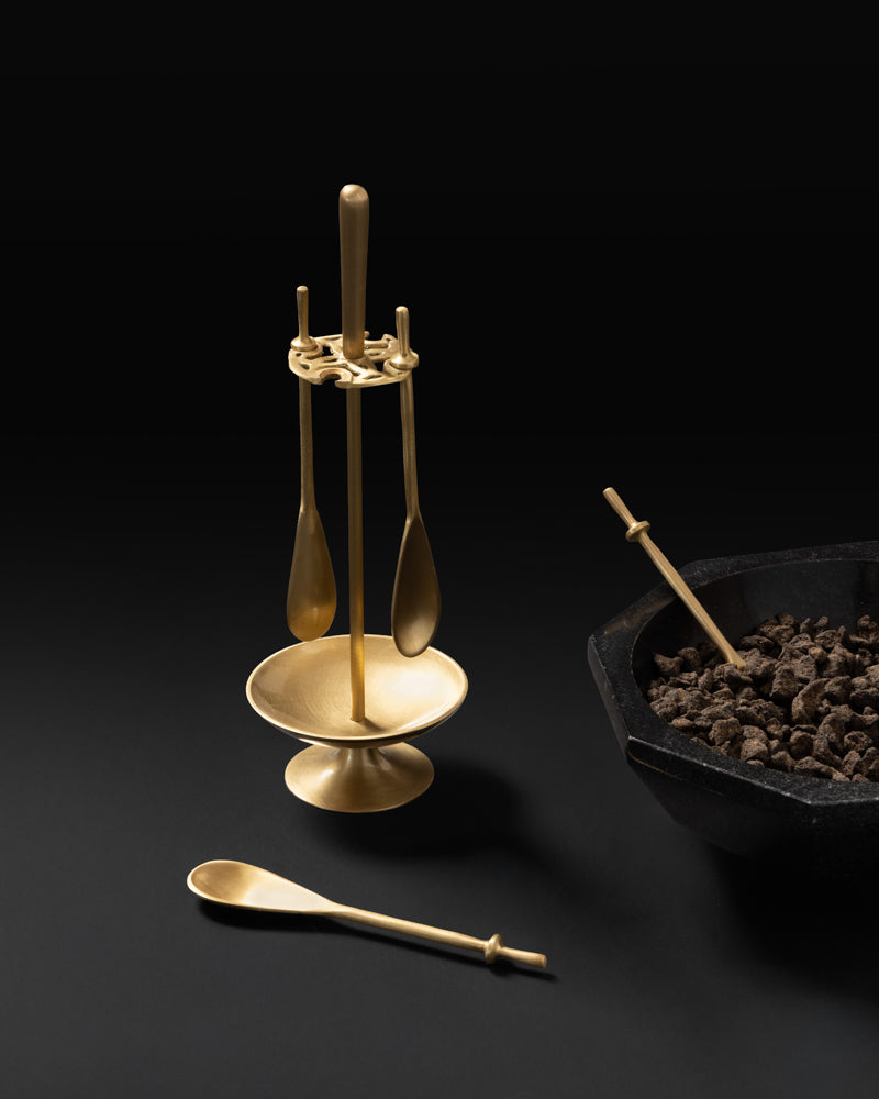 Oorja 4 Spoons and Stand