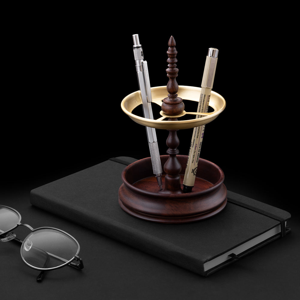 Sultan Pen Stand