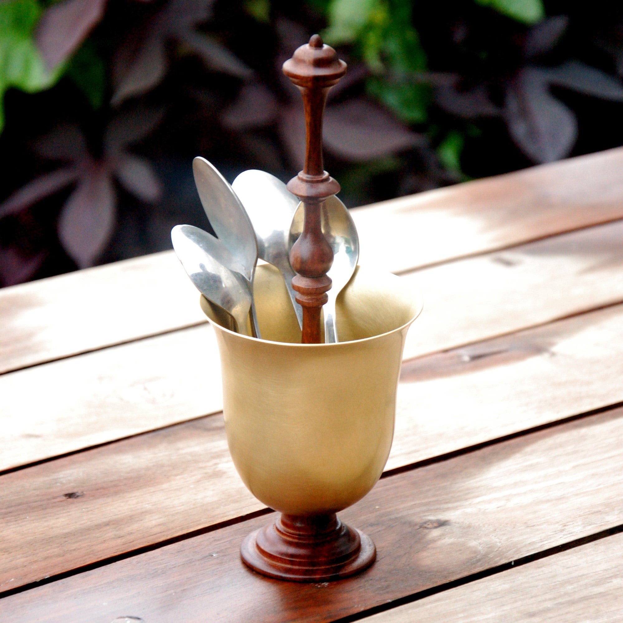 Suri Spoon Holder