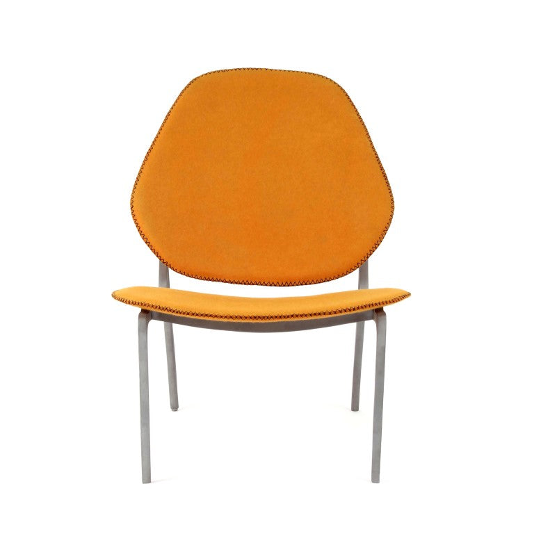 Orange lounge online chair