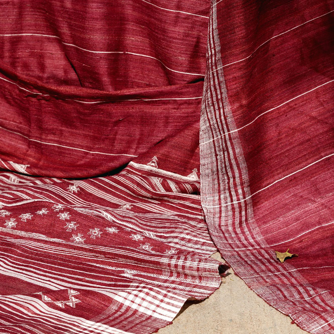 Saree Tussar Silk Weaving Border White 45"X246" Wearable Accessory, shawl, stole, woolen stole, handcrafted stole