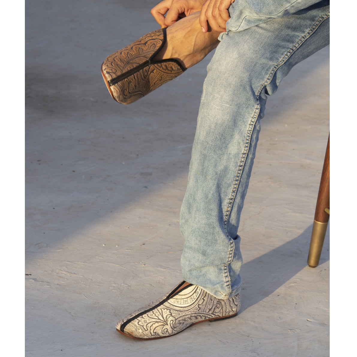 Flow Shoes Beige Emboss
