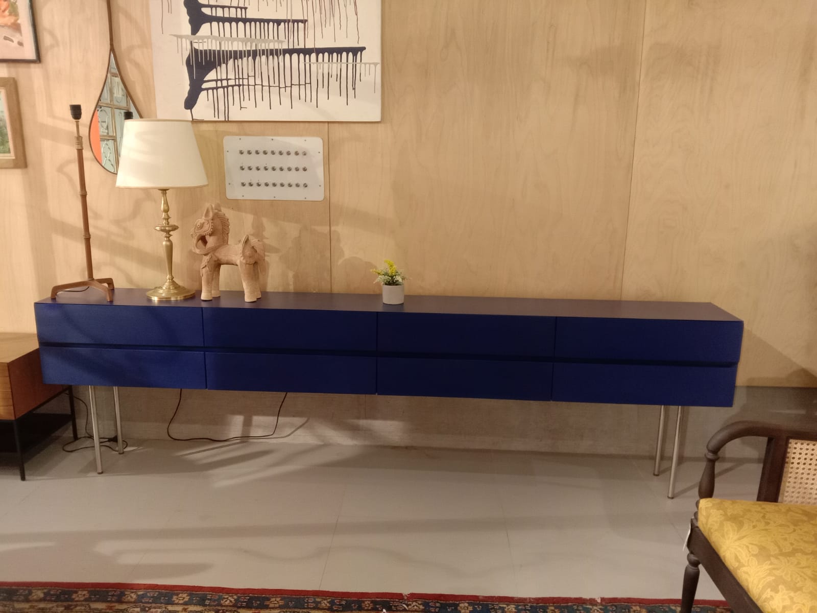 NIKH - MBR- -7-TV Console