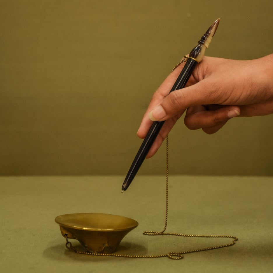 Babu Moshai Pen With Stand
