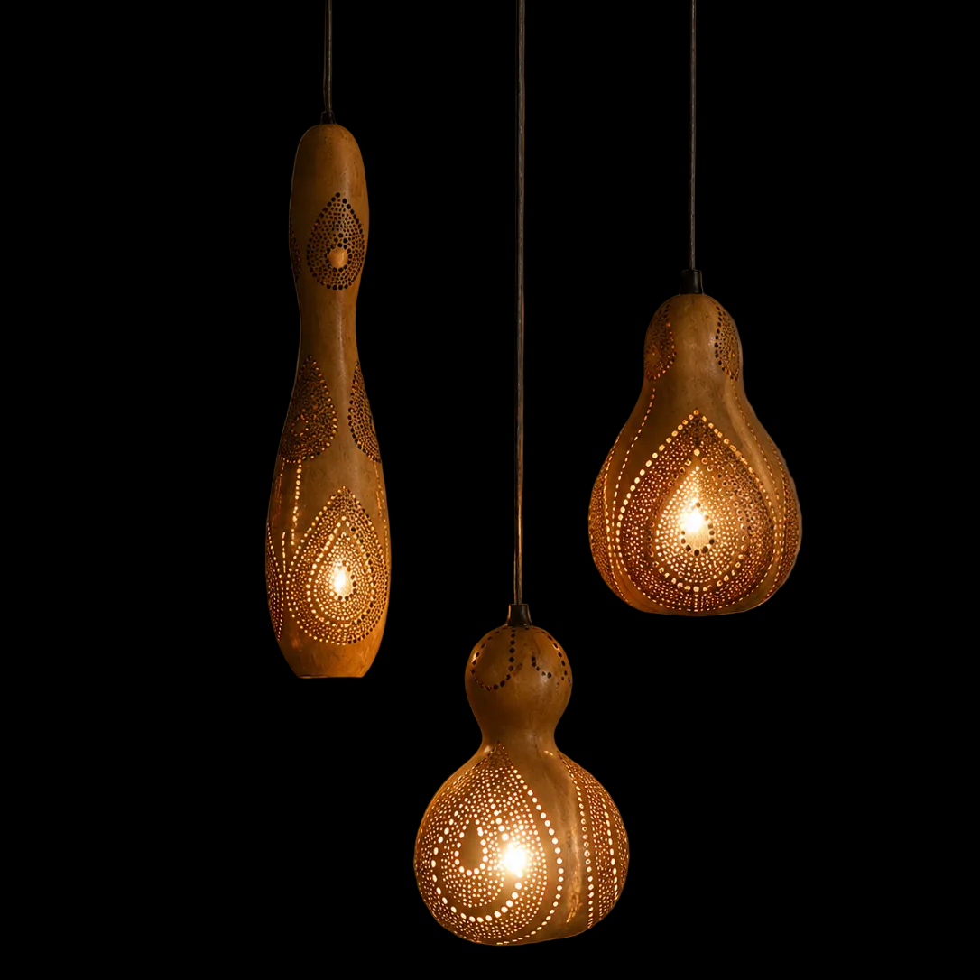 Tuma Lamp