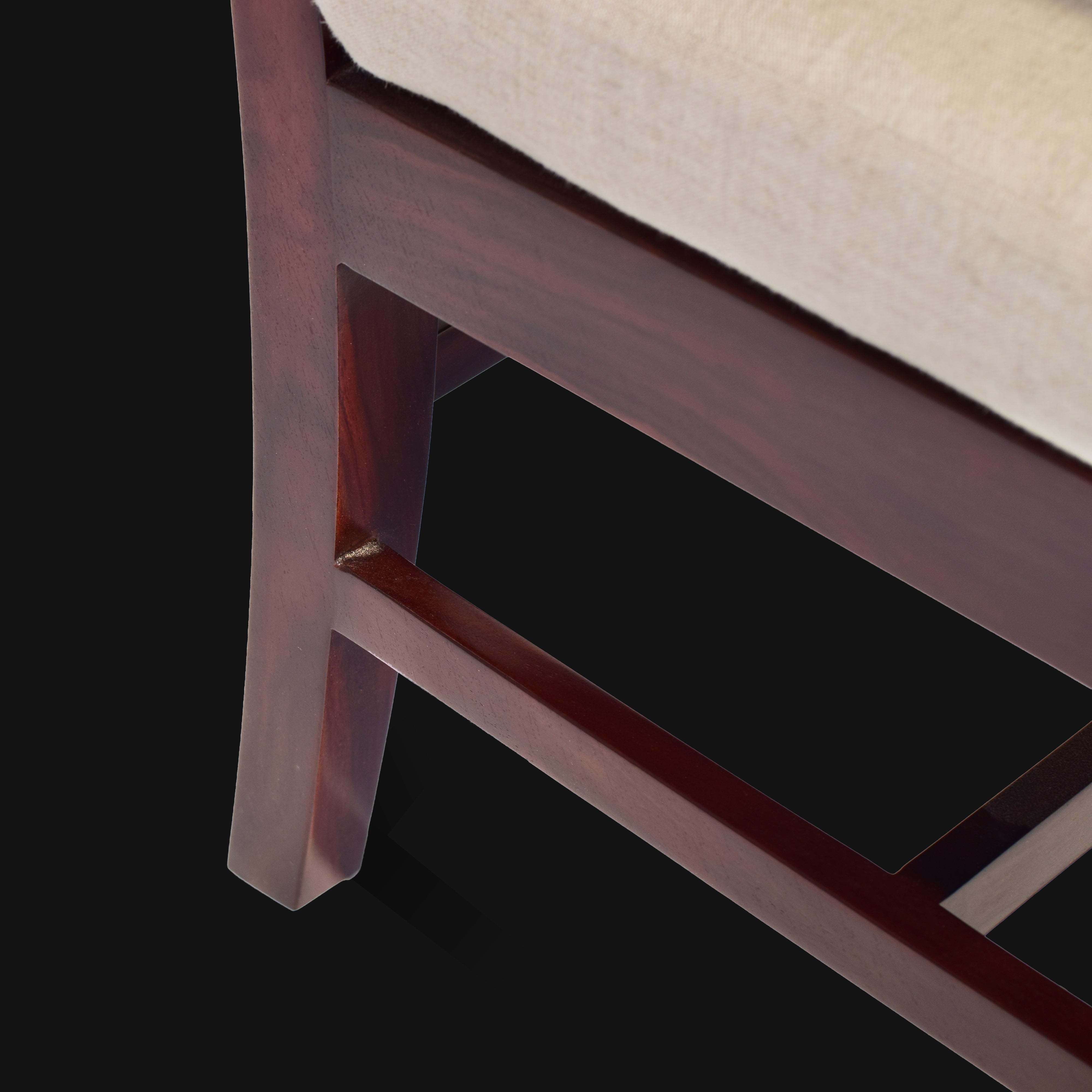 Gonsalves Lounge Chair