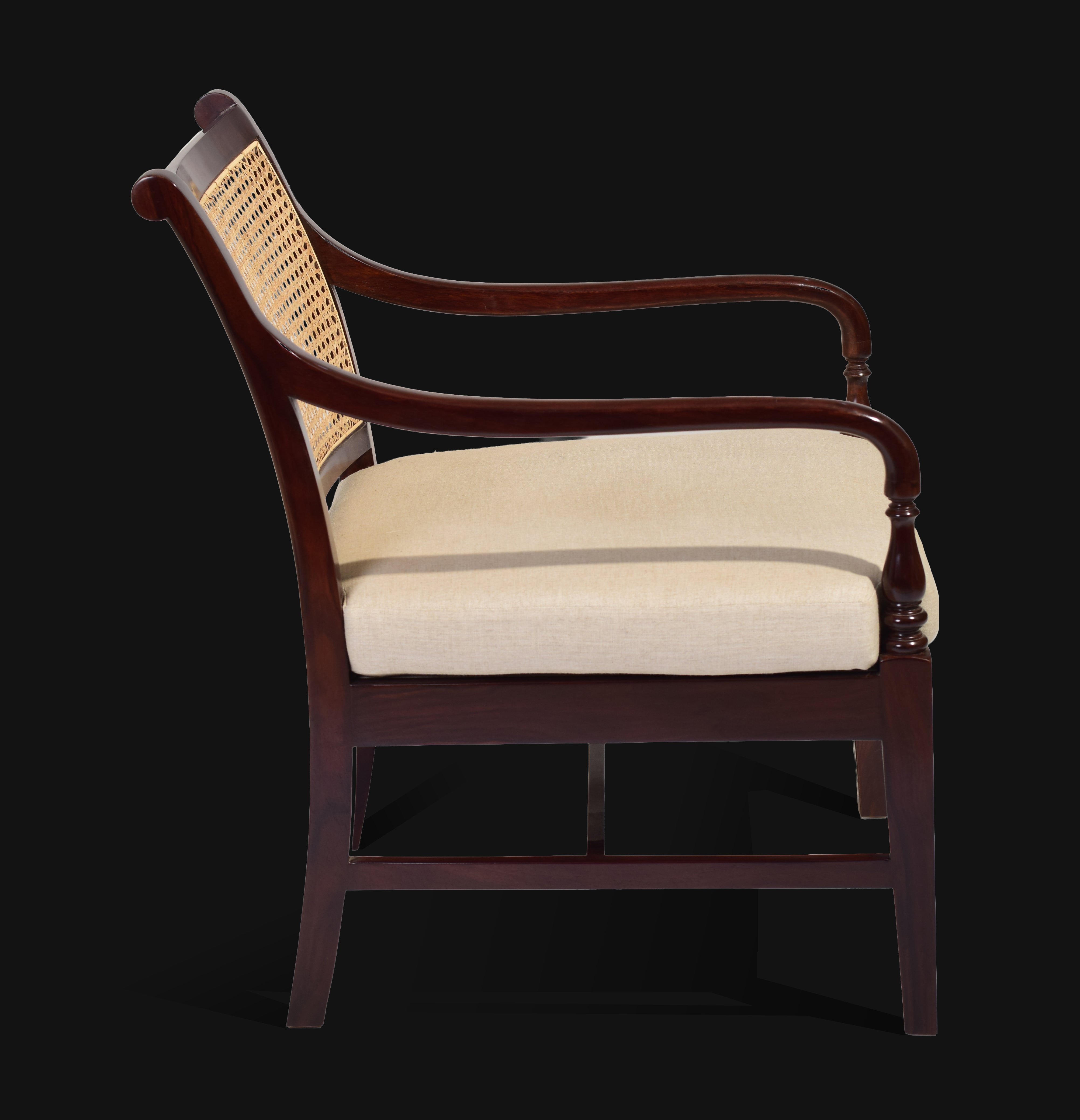 Gonsalves Lounge Chair