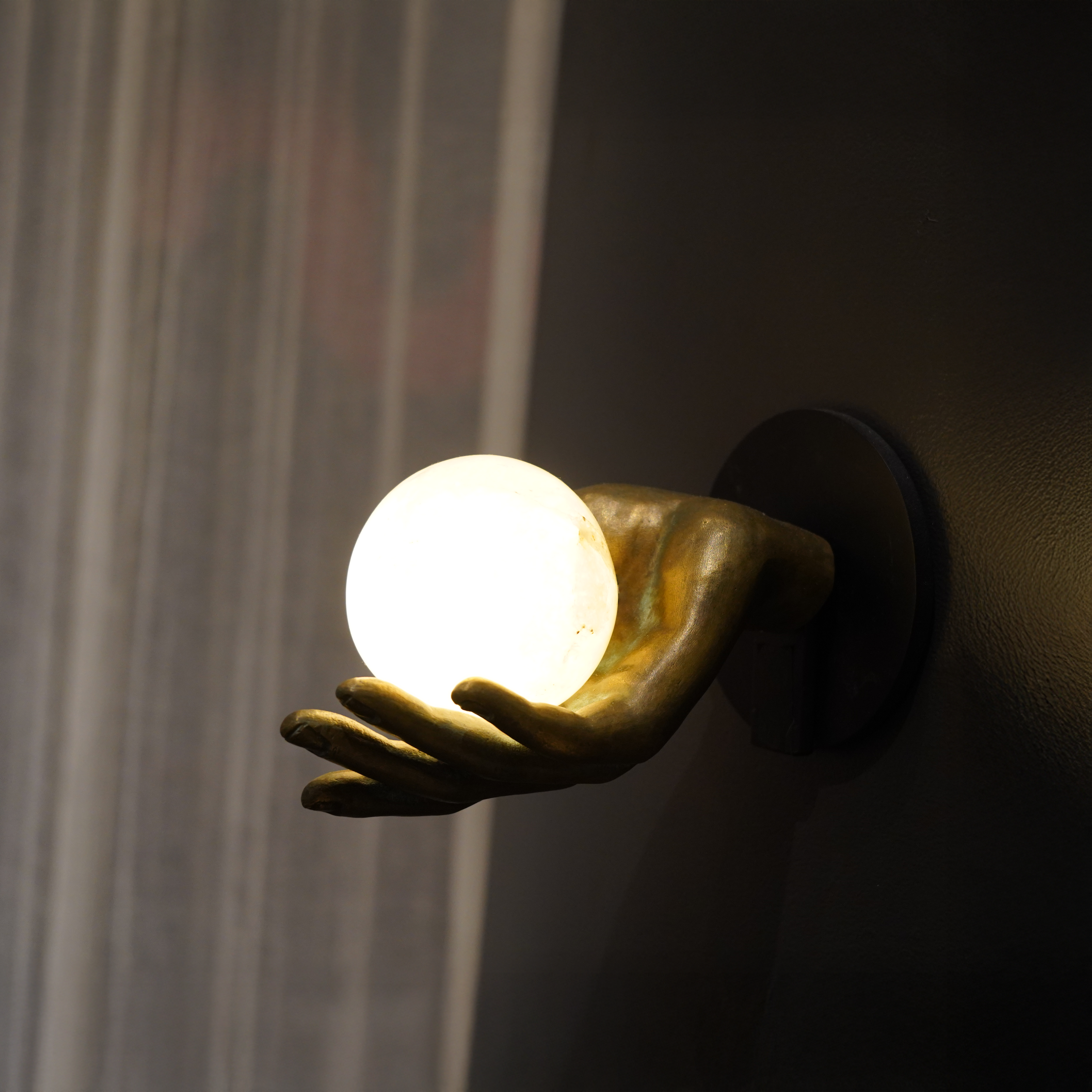 Mudra Lamp Alpadam