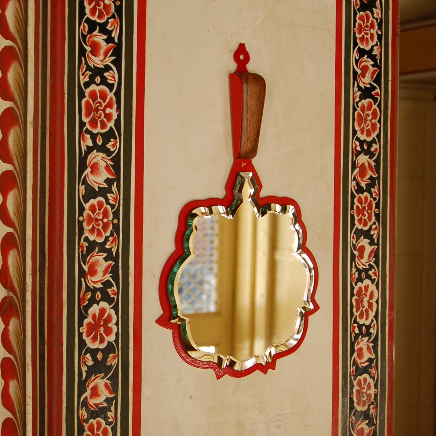 Roopdarshini Mirror