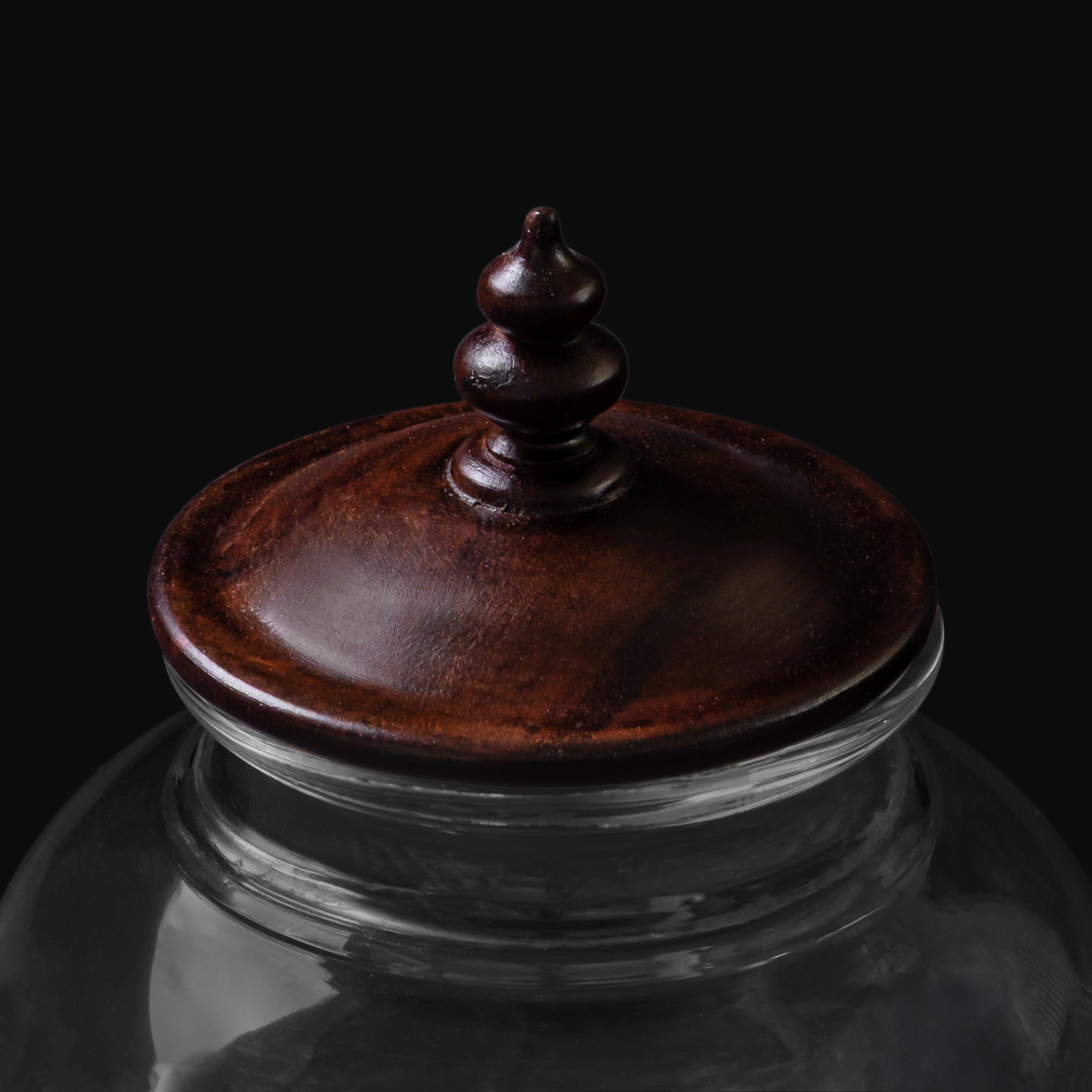 Samru Jar With Lid
