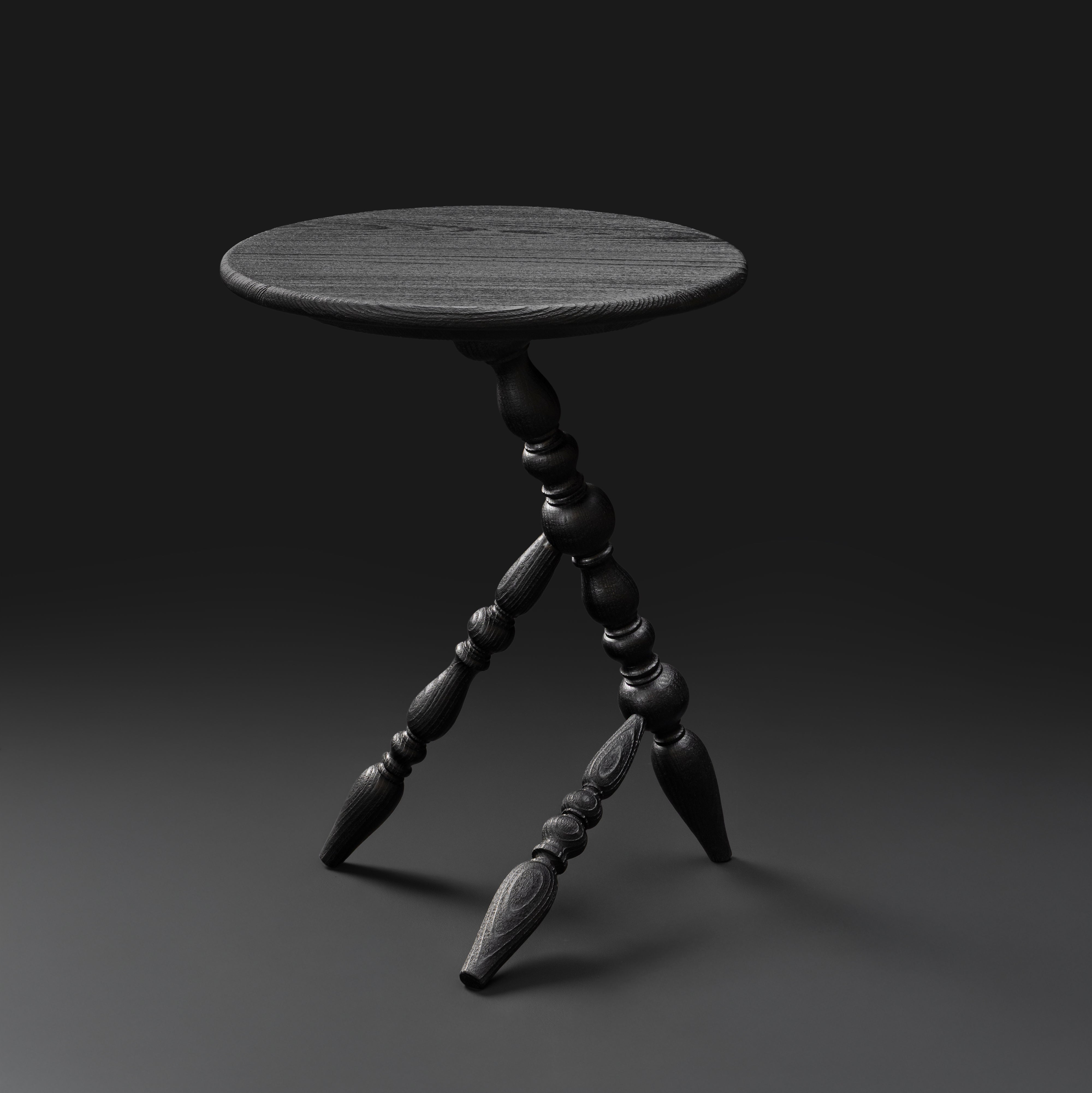 Annabelle Table
