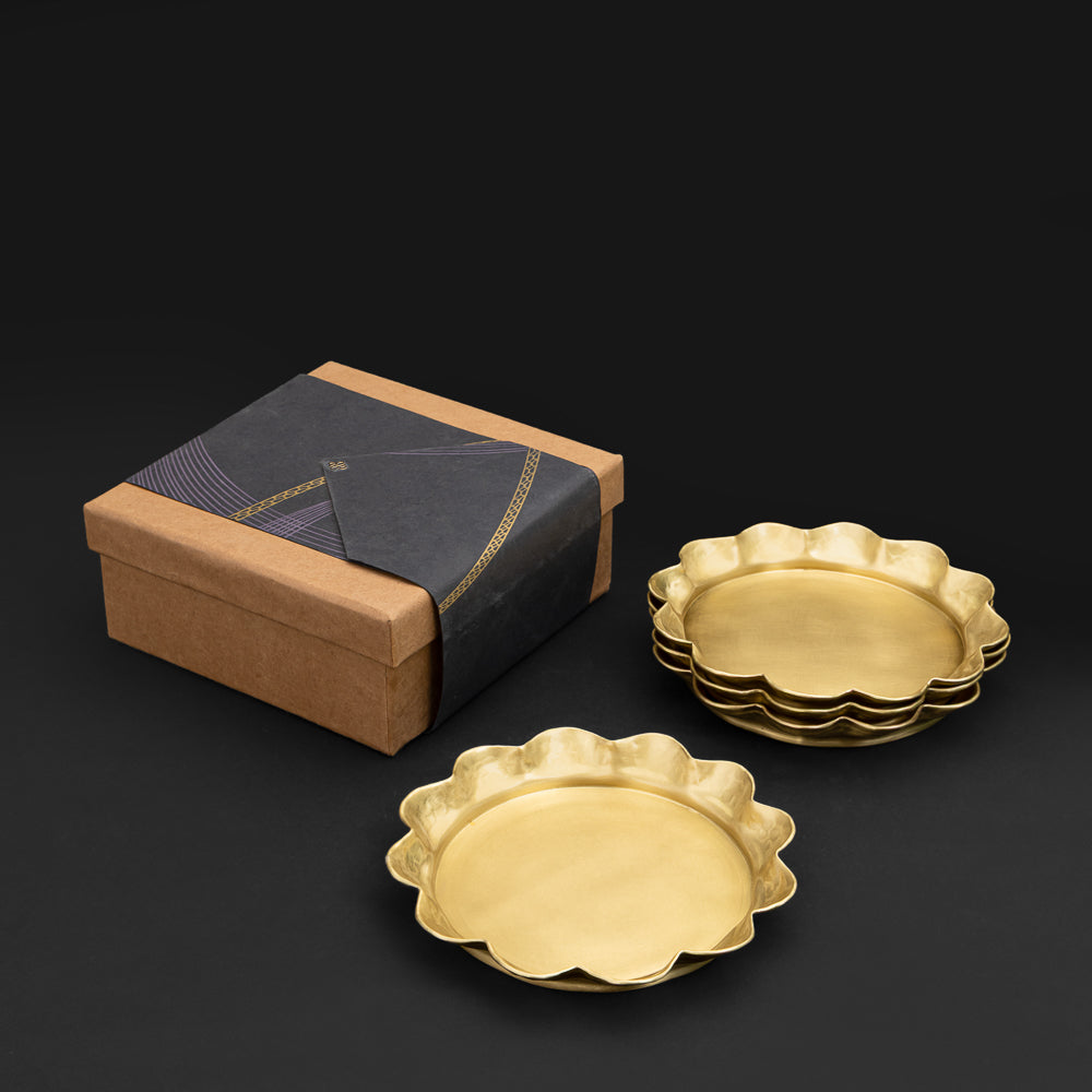 Yagna Platter S Set of 4