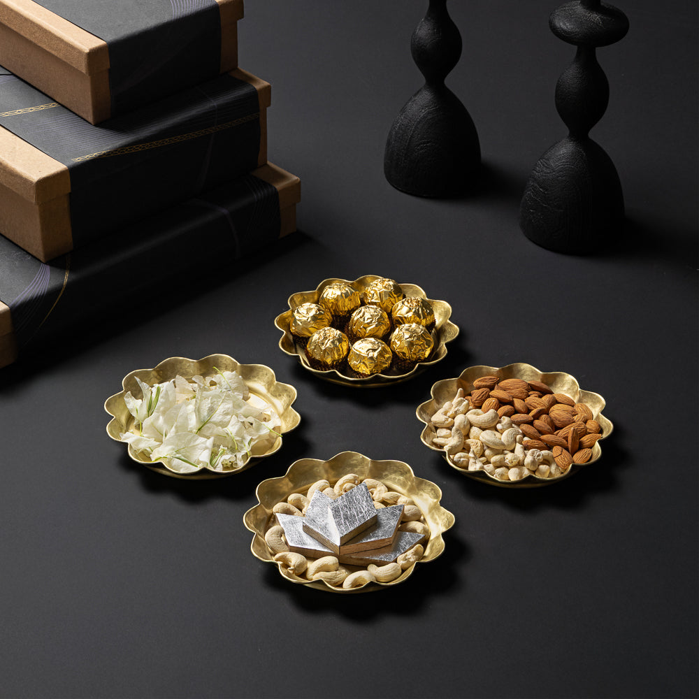 Yagna Platter S Set of 4