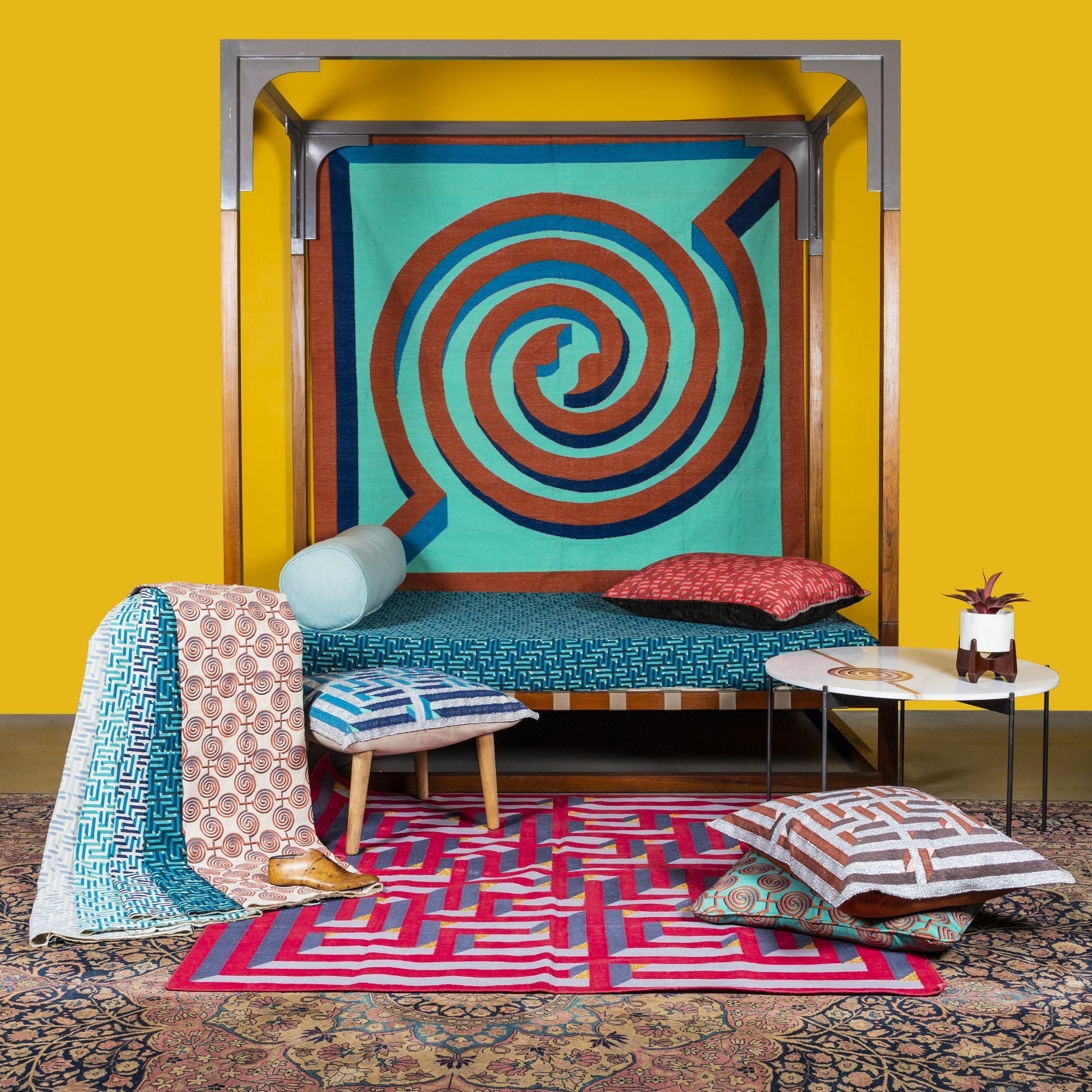 Amaze Dhurrie MANDU Round 6'x6' , Home textiles , Rugs , Carpets , Durrie weaving, handcrafted, made in India, artist