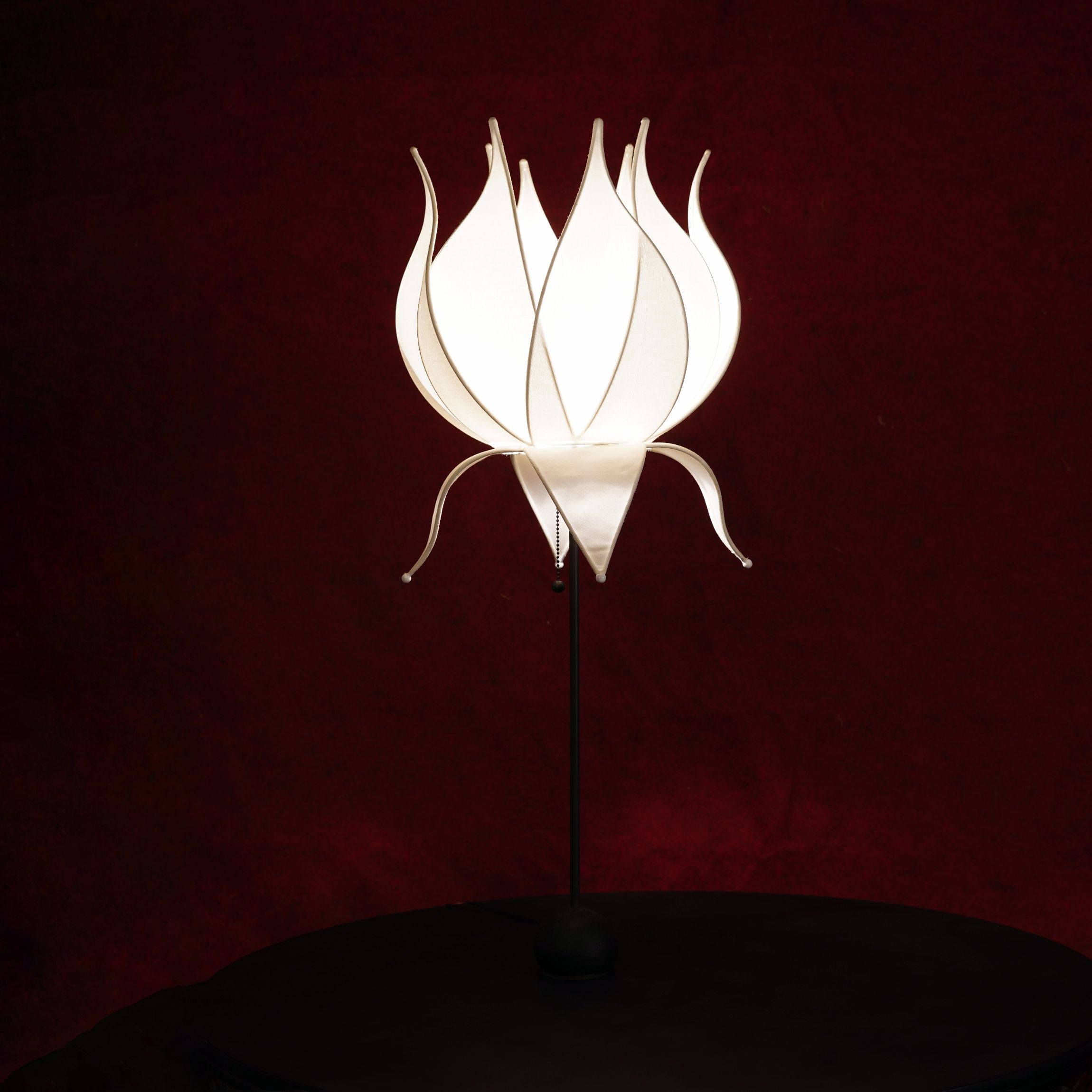 CI Table Lamp Base With Lotus Lampshade S