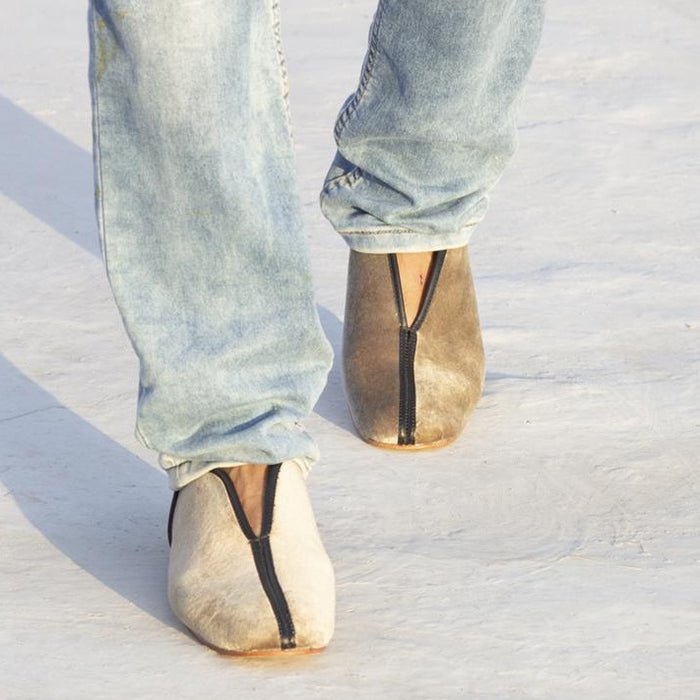 Flow Shoes APPAREL & ACCESSORIES Personal Care Foot Wear, cloth shoes, ancient