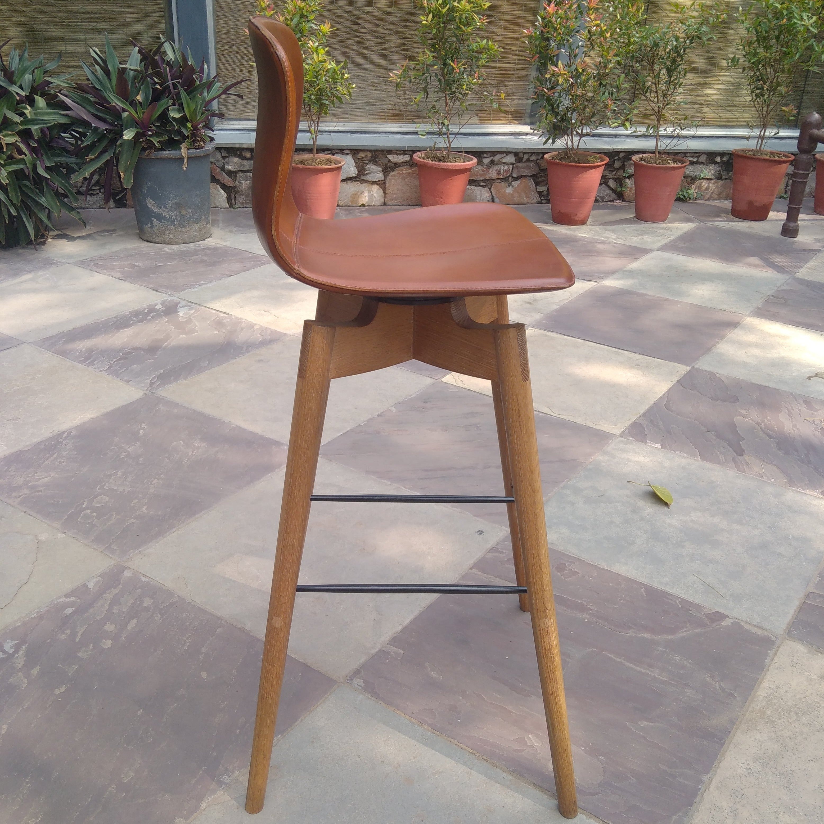 Shell Bar Stool with leather