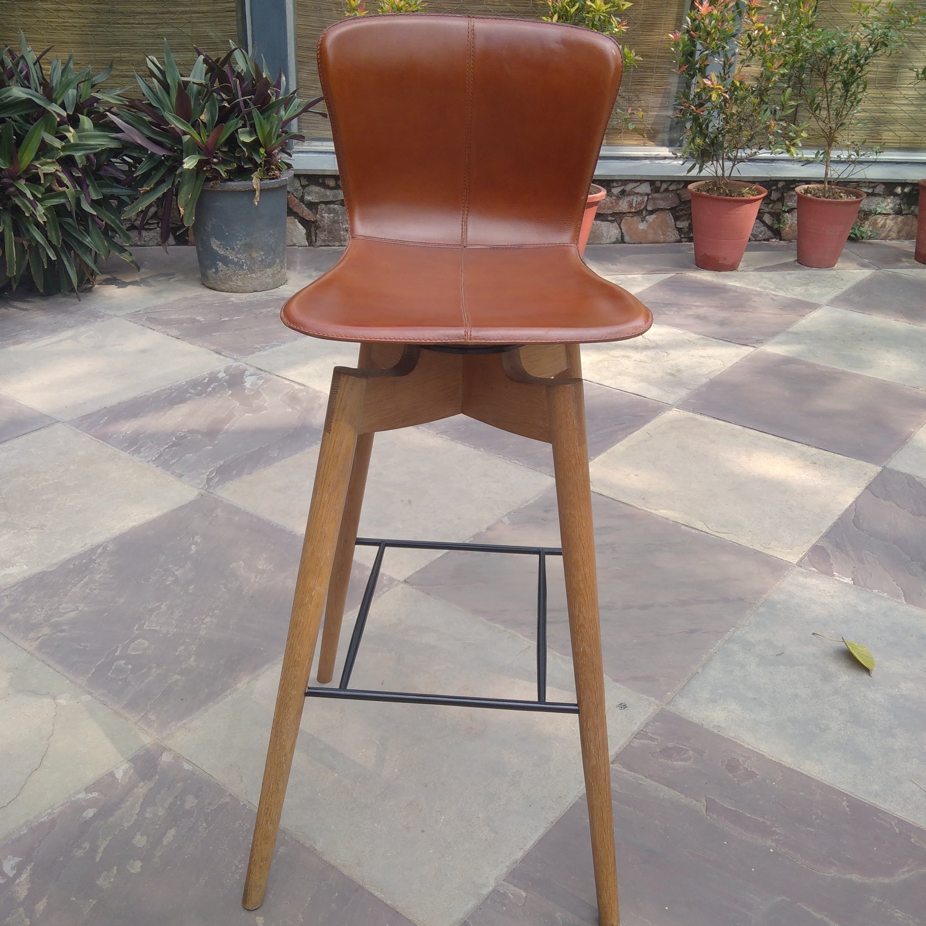 Shell Bar Stool with leather