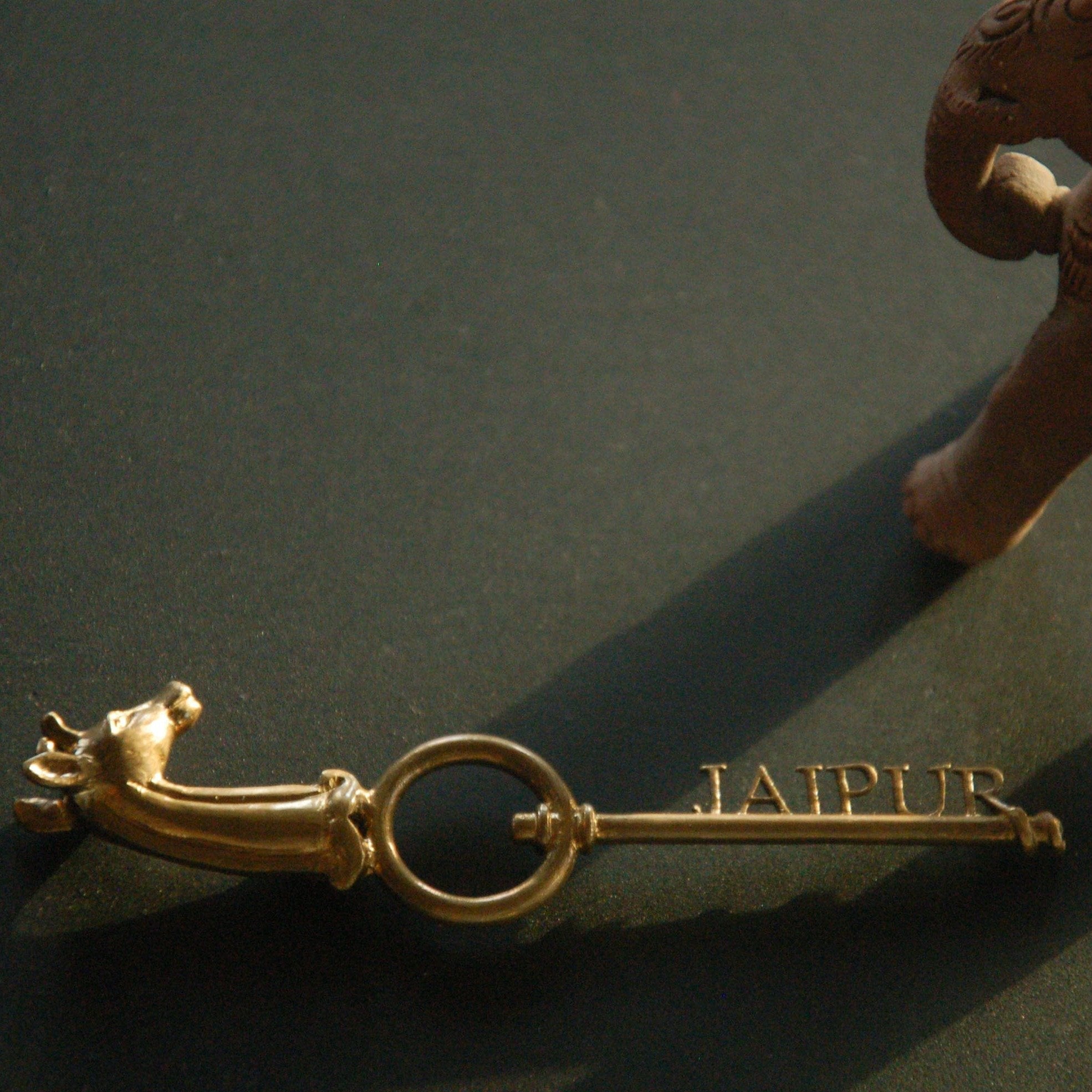 Keys to Jaipur, gif, gifting