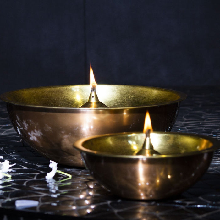LAU DIYA GLD L Oil Lamp Copper Brass Fiber Glass Wick lighting fragrance Home Object Decor, diya, divas