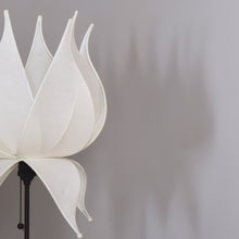 CI Table Lamp Base With Lotus Lampshade S