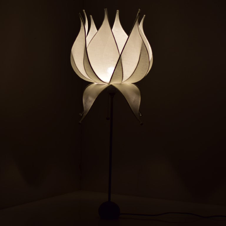 CI Table Lamp Base With Lotus Lampshade S