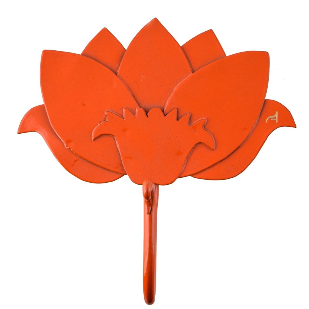 Lotus hook Ir Organiser Hand Hammered thathera artisans Tarnish free iron wall decor outdoors